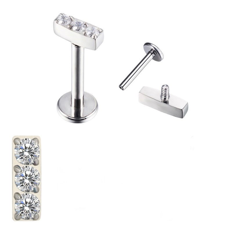Piercing Labret Rectangulaire 3 strass en Titane Piercing Labret Rectangulaire 3 strass en Titane