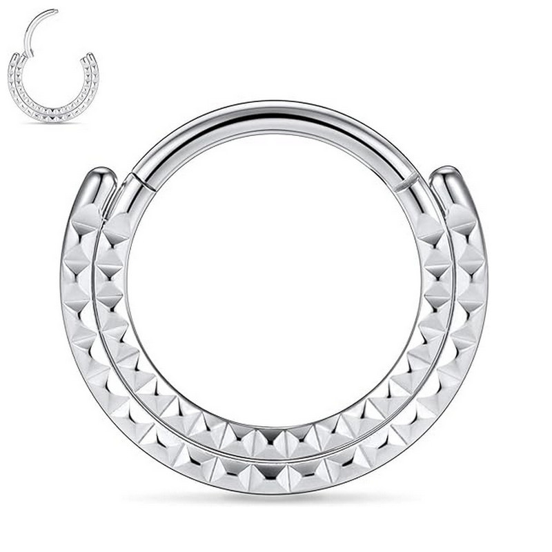 Piercing Anneau Clicker double orné de rivets pyramidaux en Titane