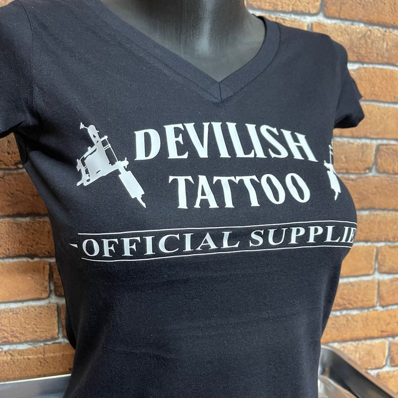 T-shirt Devilish Tattoo Femme T-shirt Devilish Tattoo Femme